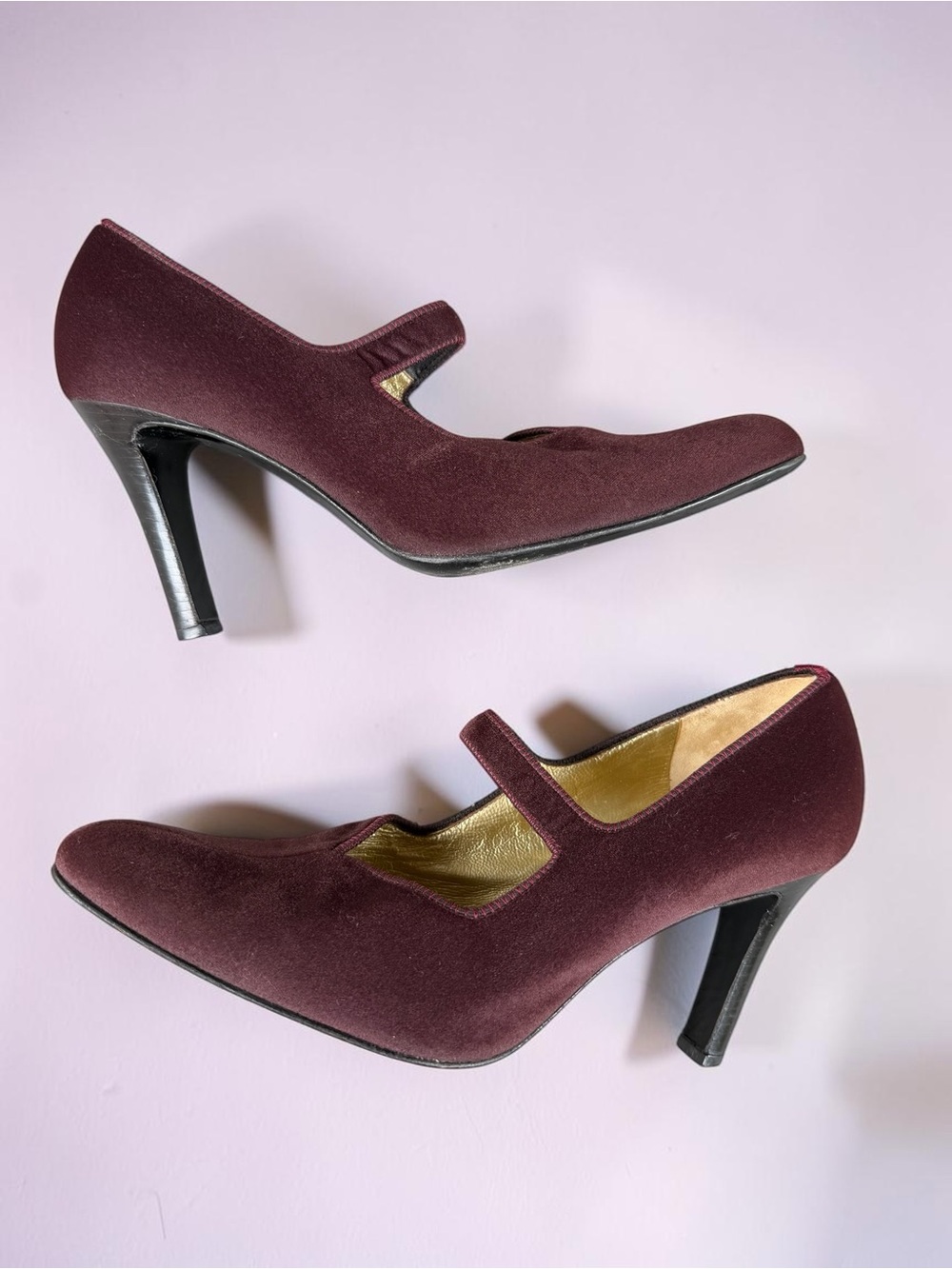 Y2K ✨Bruno Magli✨ Plum Velvet Mary Jane Pumps - Picture 6 of 7